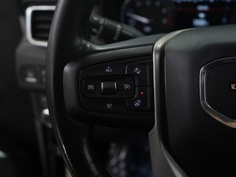 Used 2021 GMC Yukon Denali w/ Denali Ultimate Package image 20