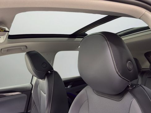 New 2026 Volkswagen Tiguan SE AWD/4WD image 36