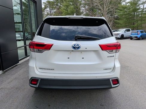Used 2017 Toyota Highlander Limited Platinum AWD/4WD image 8
