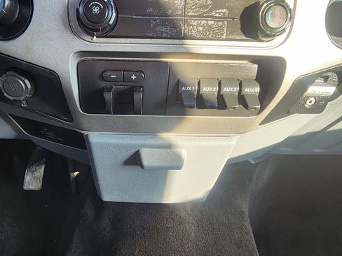 Used 2016 Ford F250 XLT w/ XLT Value Package image 27