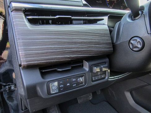 New 2025 GMC Sierra EV Denali image 21