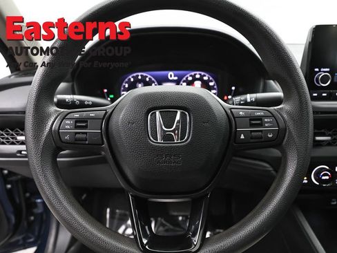 Used 2025 Honda Accord SE image 10