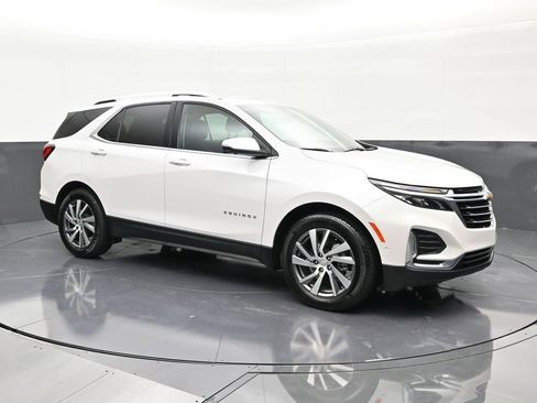 Used 2024 Chevrolet Equinox Premier FWD image 7