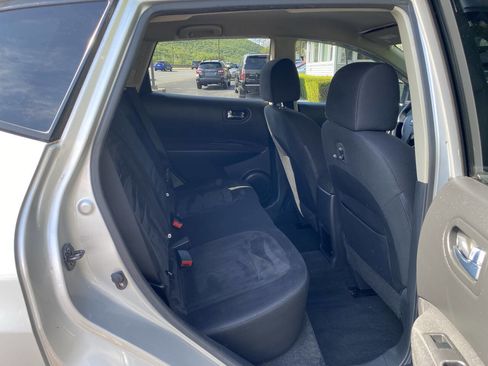 Used 2010 Nissan Rogue S w/ 360 Degree Value Pkg AWD/4WD image 12