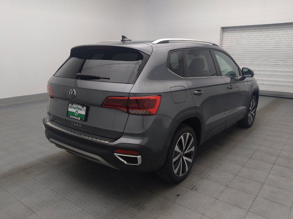 Used 2023 Volkswagen Taos SE FWD image 9