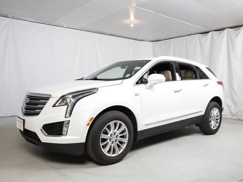 Used 2018 Cadillac XT5 AWD image 24