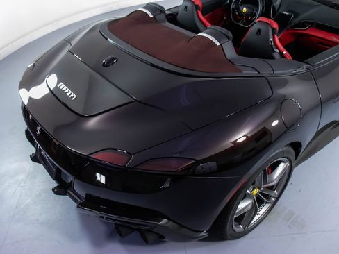 Certified 2024 Ferrari Roma Spider RWD image 20