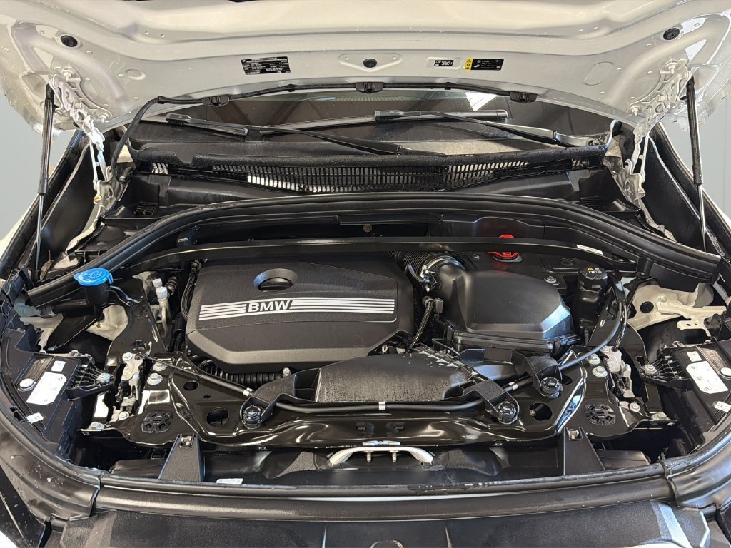 Used 2025 BMW X1 xDrive28i AWD/4WD image 35