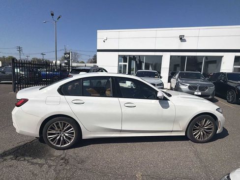 Used 2023 BMW 330i xDrive Sedan w/ Driving Assistance Package AWD/4WD image 4