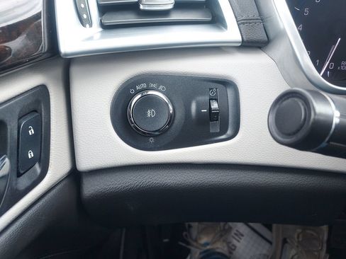 Used 2016 Cadillac SRX Premium AWD/4WD image 24