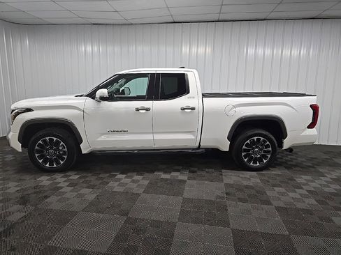 Used 2022 Toyota Tundra Limited image 5