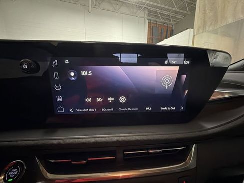 Used 2024 Buick Envista Preferred w/ Convenience I Package image 16