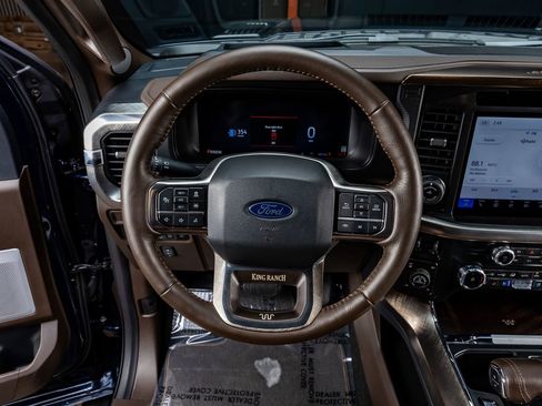 Used 2025 Ford F150 King Ranch w/ FX4 Off-Road Package image 19