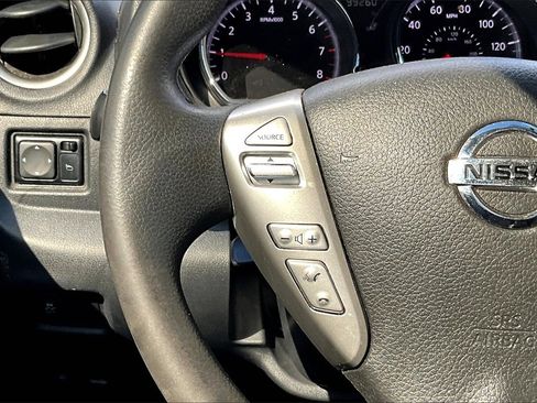 Used 2018 Nissan Versa SV image 16