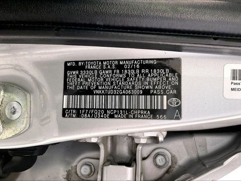 Used 2016 Toyota Yaris L image 39