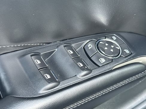 Used 2017 Lincoln MKC Select w/ Select Plus Package image 13