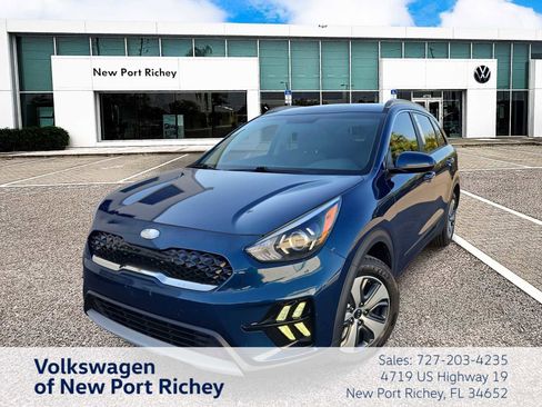 Used 2021 Kia Niro LX image 1