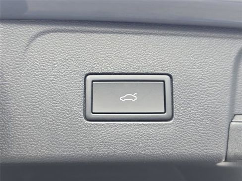 New 2026 Volkswagen Atlas SEL Premium R-Line AWD/4WD image 31