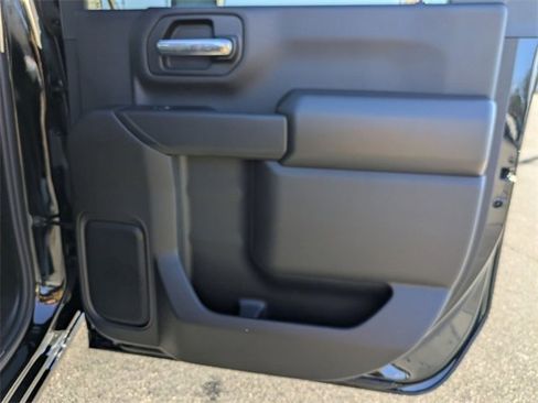 New 2026 Chevrolet Silverado 2500 Custom w/ Custom Value Package image 30