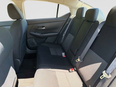 Used 2021 Nissan Sentra SV FWD image 15