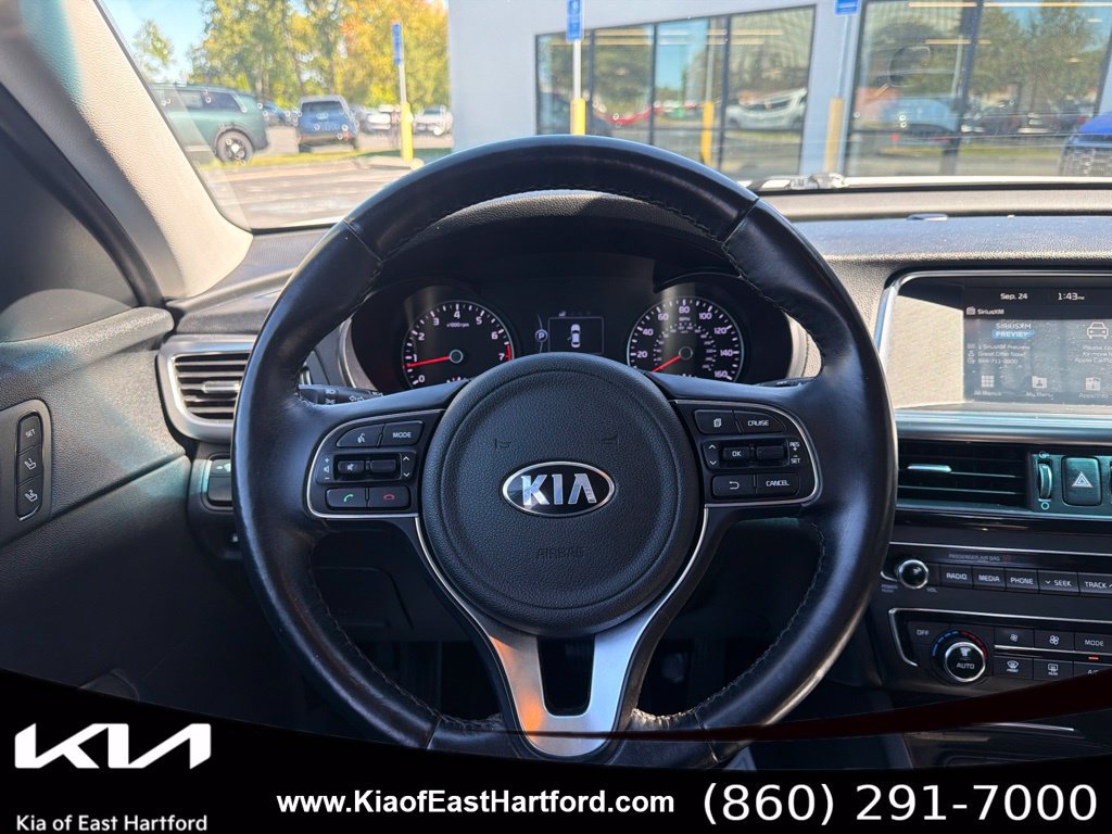 Used 2017 Kia Optima EX FWD image 24
