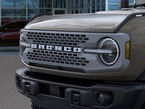 New 2025 Ford Bronco Badlands image 19