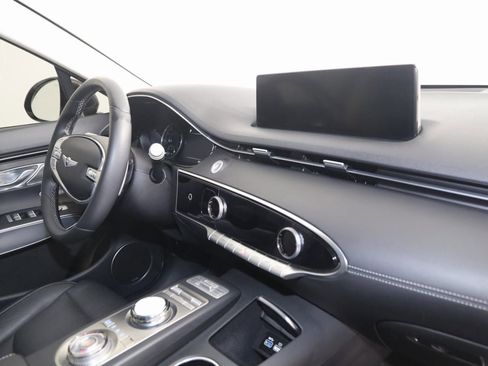 Used 2022 Genesis GV70 2.5T w/ Select Package image 45