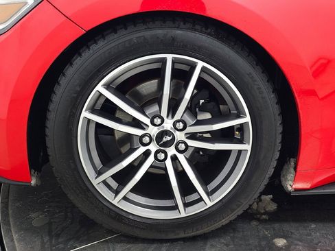 Used 2016 Ford Mustang Premium image 14