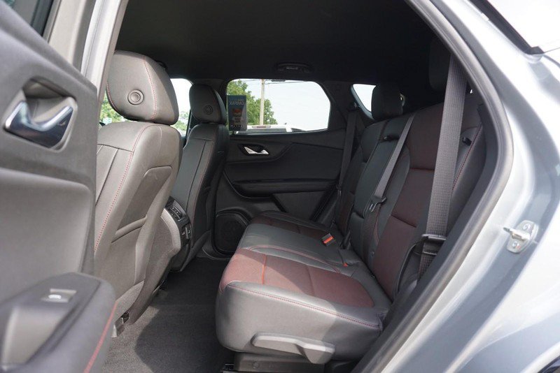 Used 2025 Chevrolet Blazer RS AWD/4WD image 24