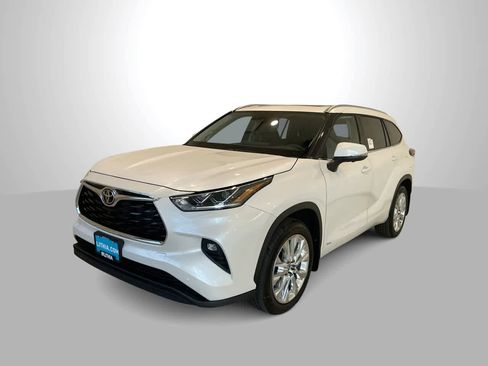 New 2026 Toyota Highlander Limited AWD/4WD image 1