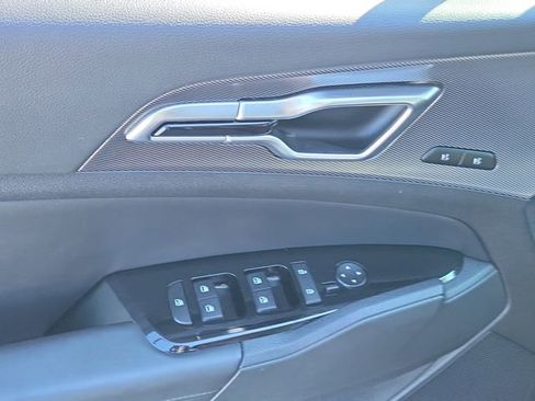 Used 2024 Kia Sportage SX image 23