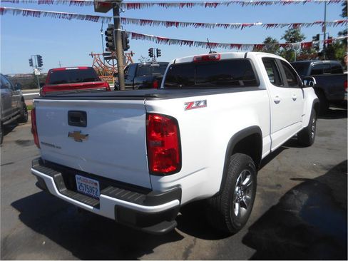 Used 2017 Chevrolet Colorado Z71 image 28