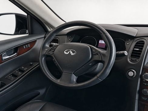 Used 2016 INFINITI QX50 2WD w/ Premium Plus Package image 17
