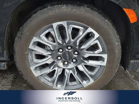 Used 2023 GMC Yukon Denali Ultimate image 11