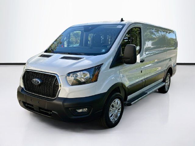 Certified 2025 Ford Transit 250 Low Roof w/ Exterior Upgrade Package RWD image 3