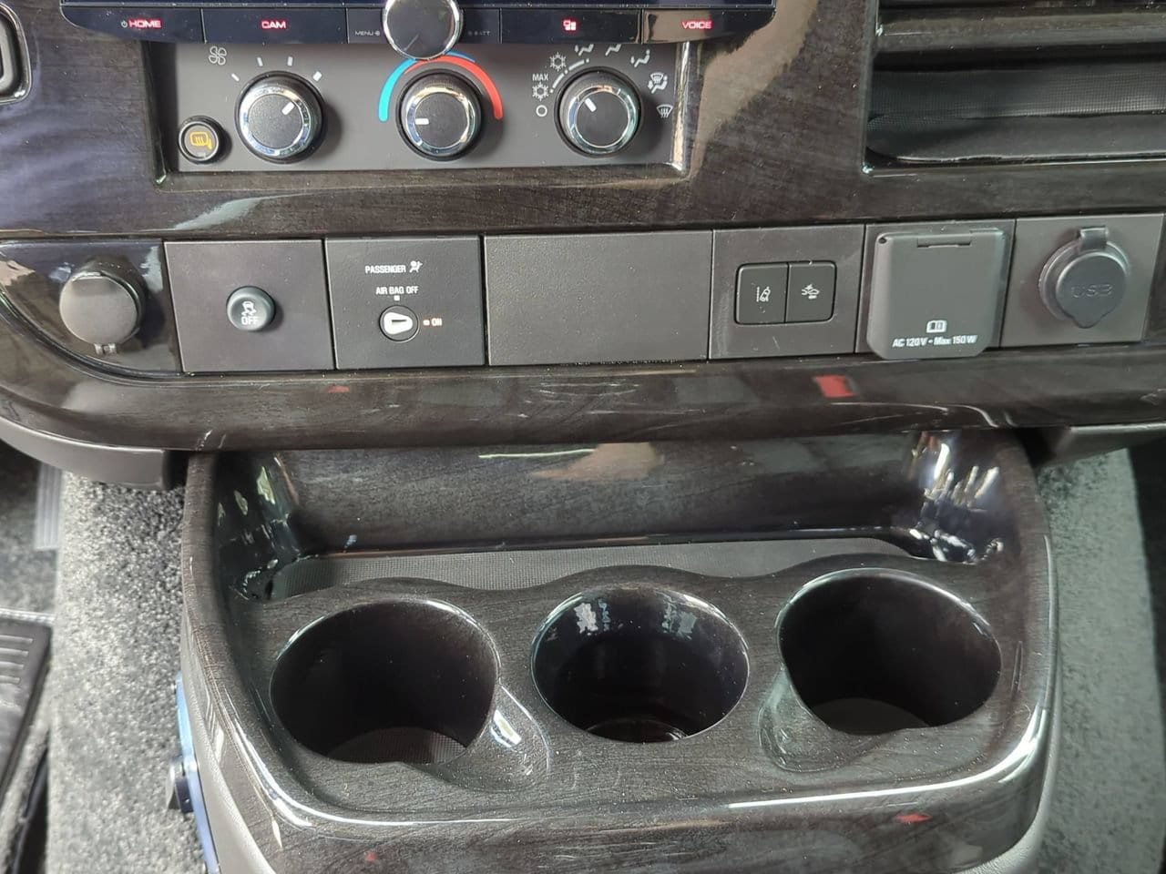 New 2026 Chevrolet Express 2500 Extended w/ Driver Convenience Package RWD image 18