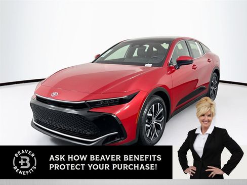 Certified 2023 Toyota Crown Limited image 1