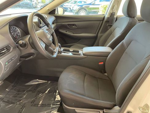 Used 2025 Nissan Sentra S image 21