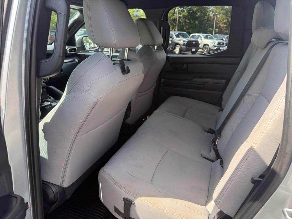 Certified 2025 Toyota Tacoma SR5 AWD/4WD image 16