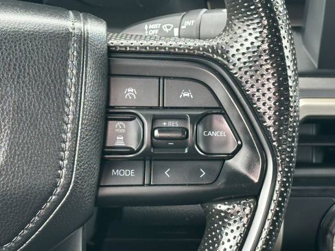 Certified 2024 Toyota Tacoma SR5 AWD/4WD image 22