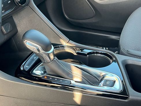 Used 2025 Buick Encore GX Preferred image 41