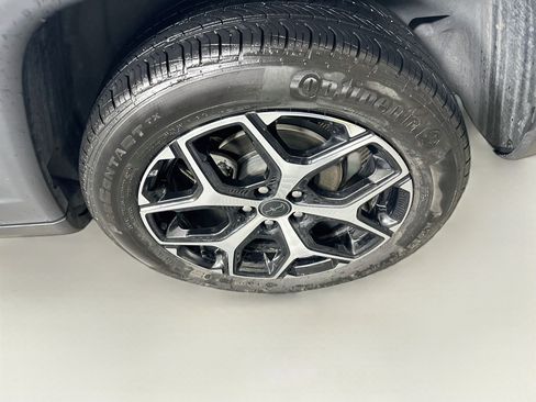 Used 2025 Jeep Compass Limited AWD/4WD image 11