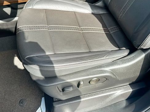 Used 2024 Chevrolet Silverado 1500 High Country RWD image 21