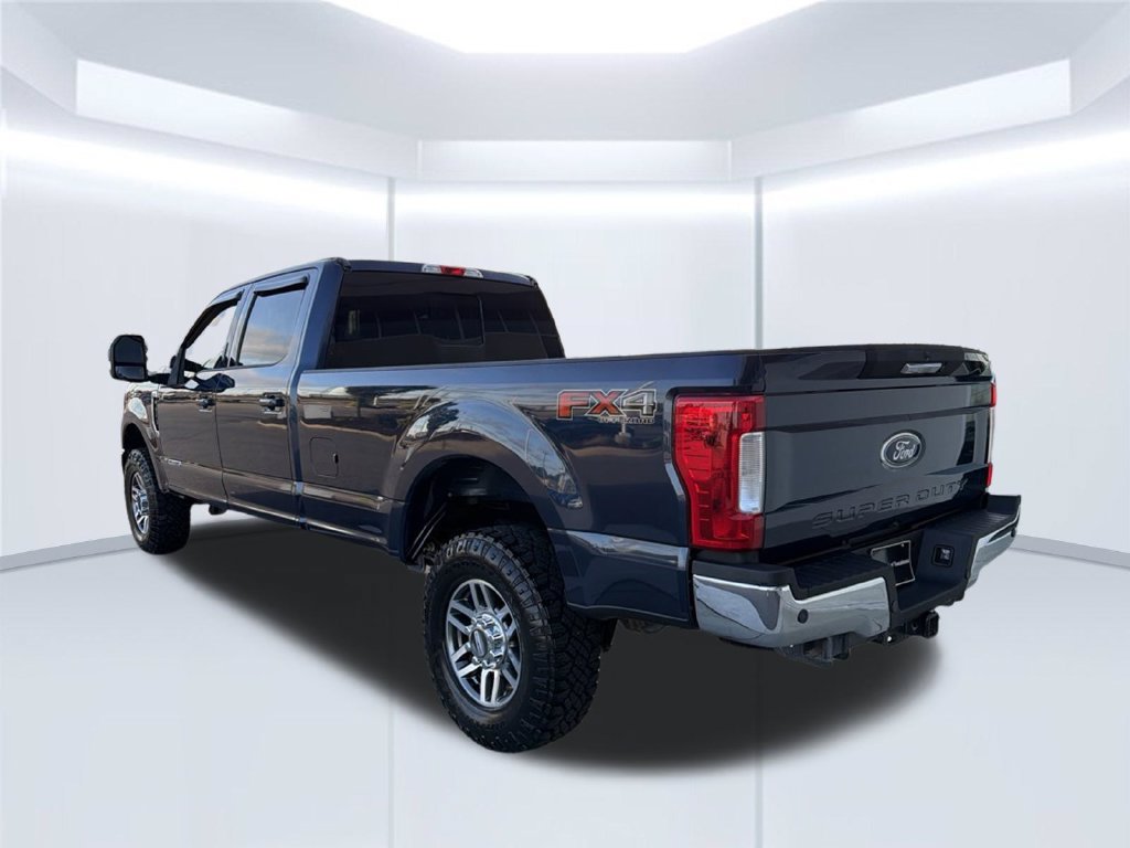 Used 2019 Ford F250 Lariat w/ FX4 Off-Road Package AWD/4WD image 5