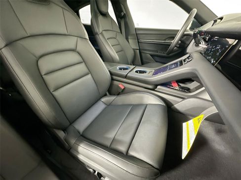 Certified 2026 Porsche Taycan AWD/4WD image 27