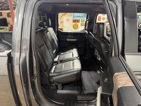 Used 2019 Ford F250 Lariat w/ Lariat Ultimate Package AWD/4WD image 18