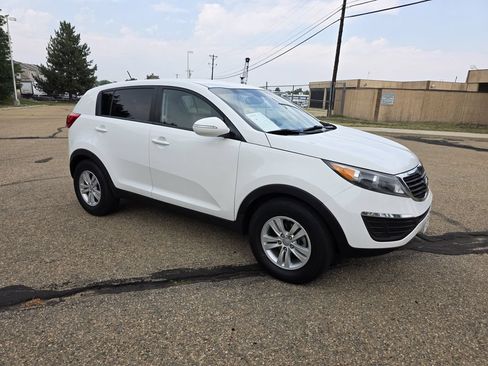 Used 2011 Kia Sportage LX FWD image 10
