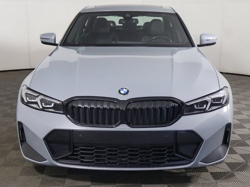 Used 2023 BMW 330i Sedan w/ M Sport Package RWD image 9