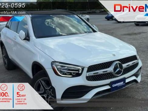 Used 2022 Mercedes-Benz GLC 300 4MATIC image 1
