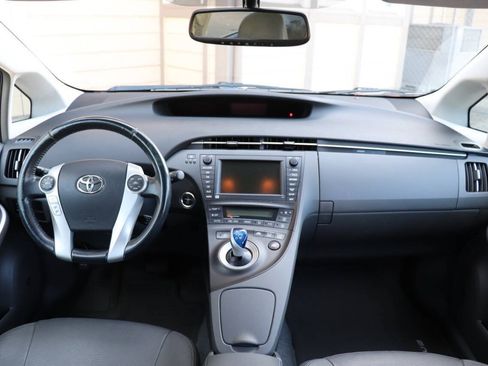 Used 2010 Toyota Prius Five FWD image 18